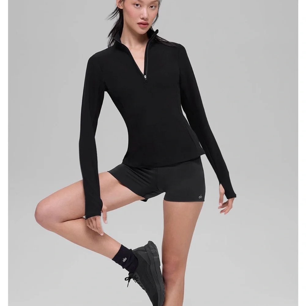 ALO Alosoft 1/2 Zip Rapid Pullover - Picture 2 of 2